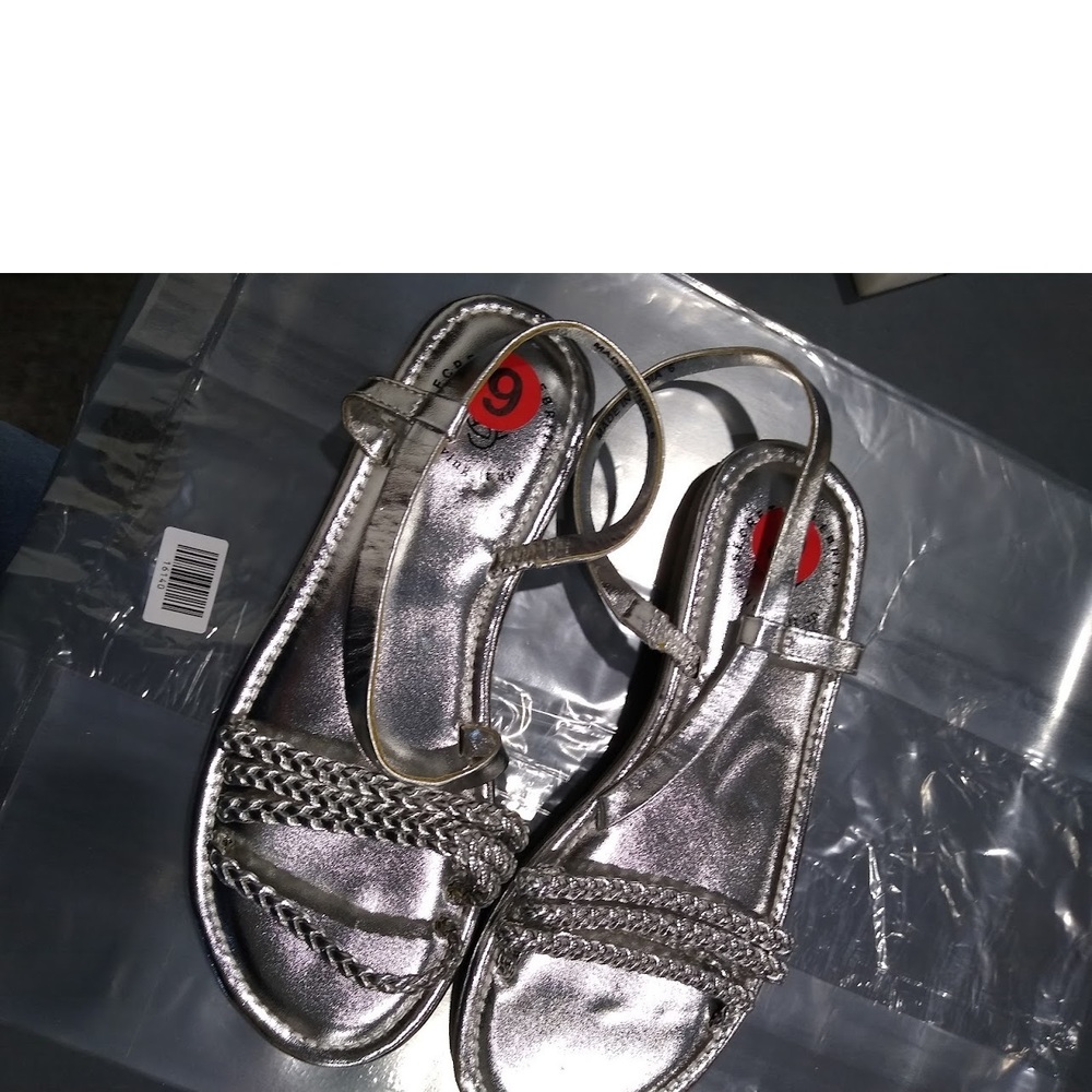Secret Celebrity Women's Sandals, Silver 6M US